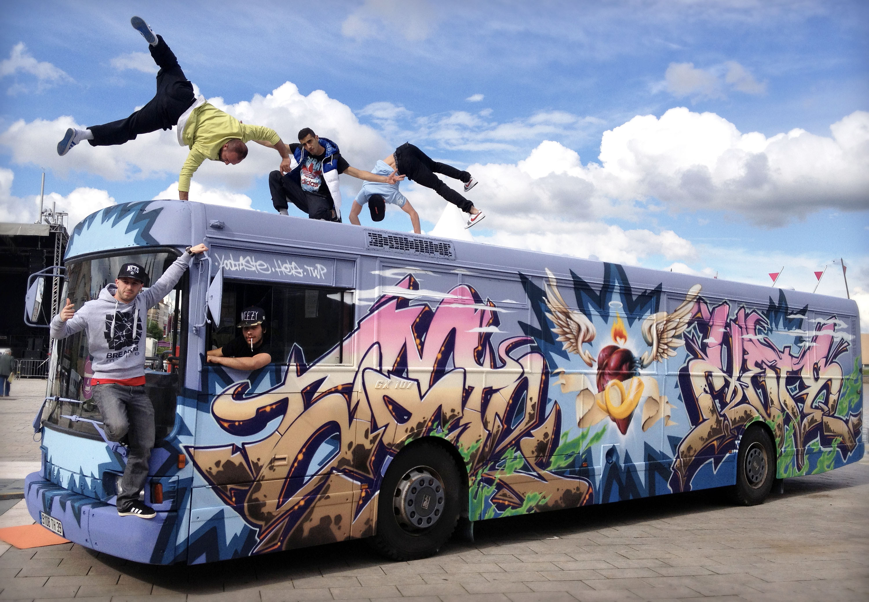 HETA-ONE-Macon-xpression-bus